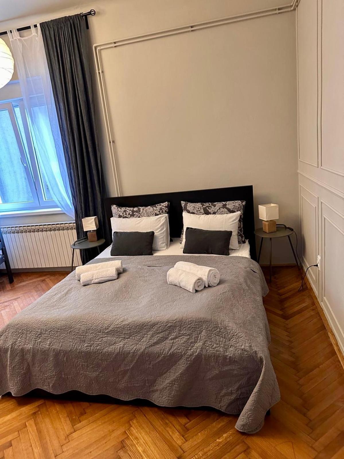 Apartman Grey Загреб Екстер'єр фото